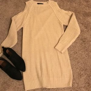 F21 open shoulder sweater dress